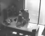 Il baise la secr�taire dans son bureau
